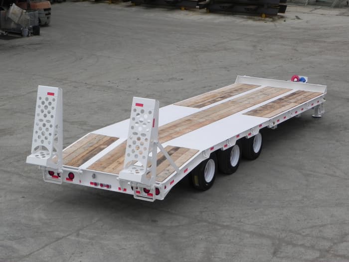 TT-25 • 25 Ton Tag Trailer Series trailer